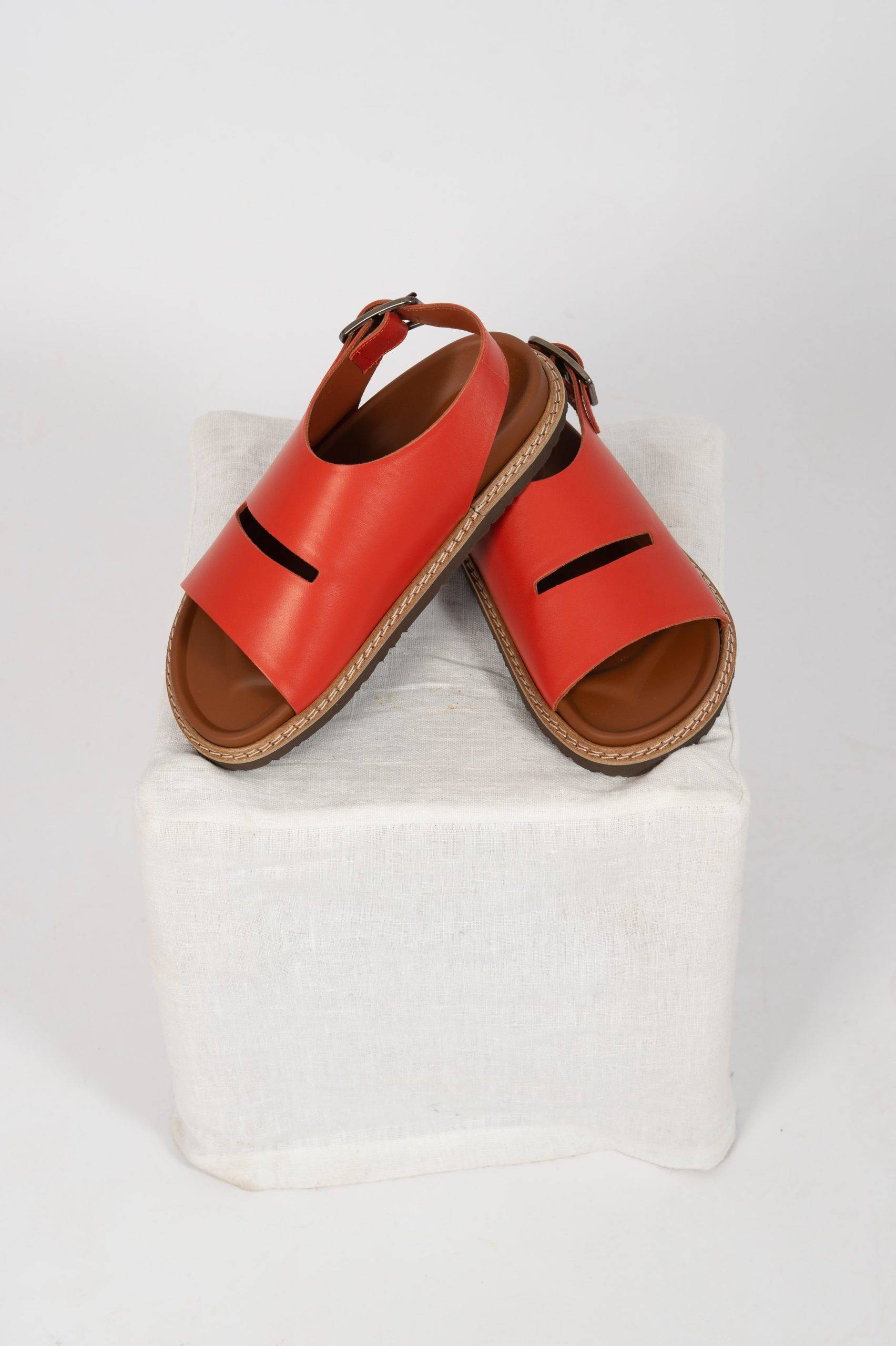 Future Les Armoires Vides